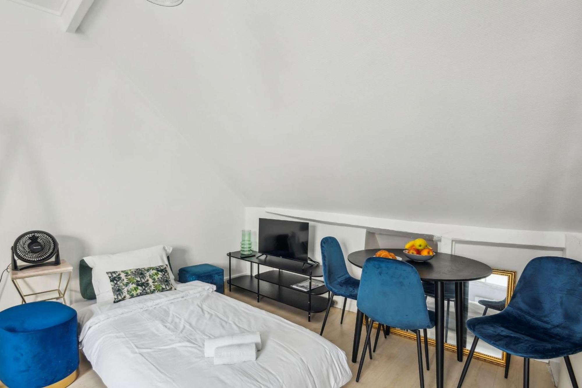 Bnbnova - Pont Neuf & Jardin Du Luxembourg Appartement Parijs